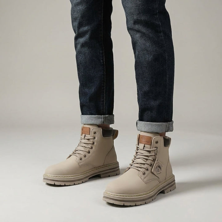 Men's durable lace-up work boots, providing essential support & comfort for demanding jobs.