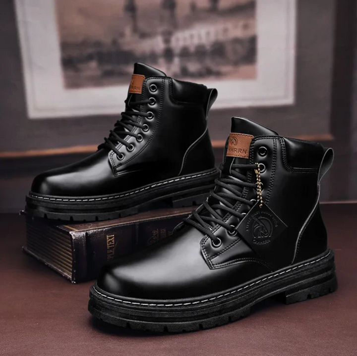 Essential men's work boots, lace-up style for secure fit, engineered for comfort and durability.
