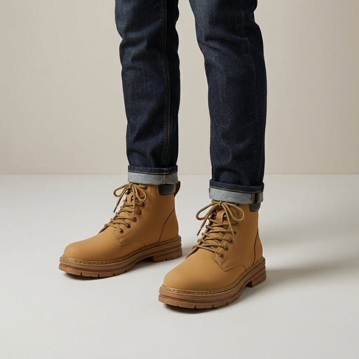 Comfortable men's everyday boots, lace-up style, ideal for rugged outdoor activities & casual fashion.