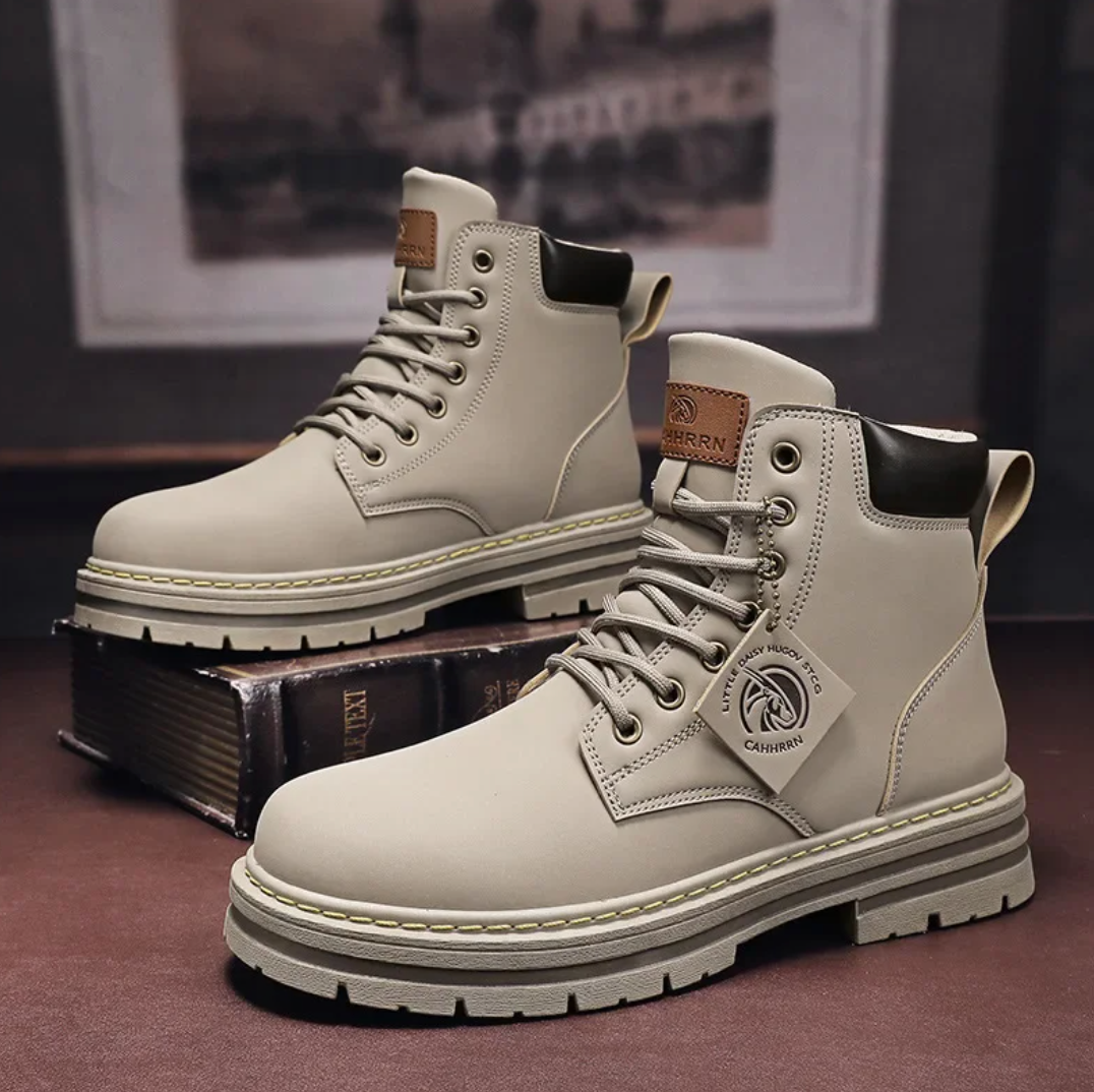 Men's reliable lace-up work boots, providing essential foot support & comfort for long shifts.