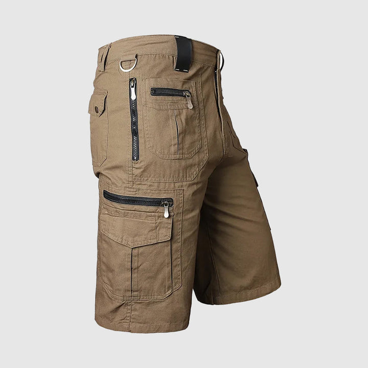 Men's robust multi-pocket cargo shorts, offering durability and ample storage for all outdoor activities.