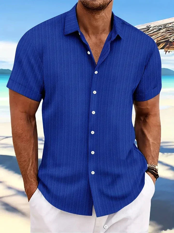 Lightweight men's short-sleeve summer shirt for casual wear. Effortless design & regular fit for comfort.