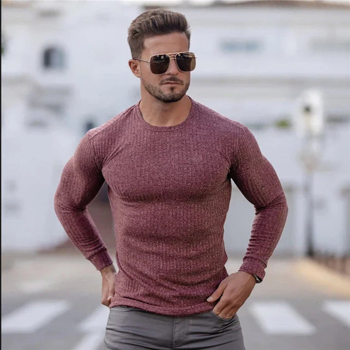 Classic men's crew neck pullover sweater. Elegant long sleeve design, ideal for casual wear, autumn fashion, or winter layering.