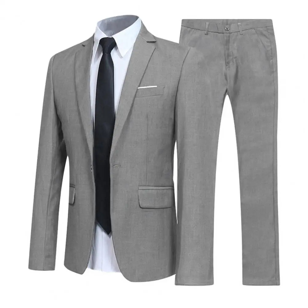 Stylish men's tailored red suit, perfect for spring/summer events. Comfortable formal wear for professional settings.