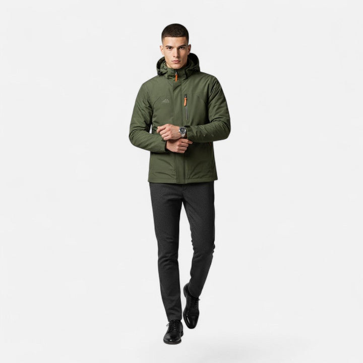 Comfortable men's loose-fit hooded jacket, perfect for relaxed transitional wear & versatile fashion.
