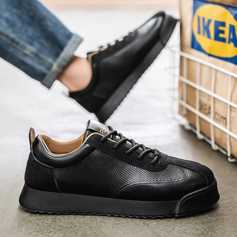 Everyday wear men's Italian style sneakers. Comfortable & stylish black shoes for versatile casual fashion.