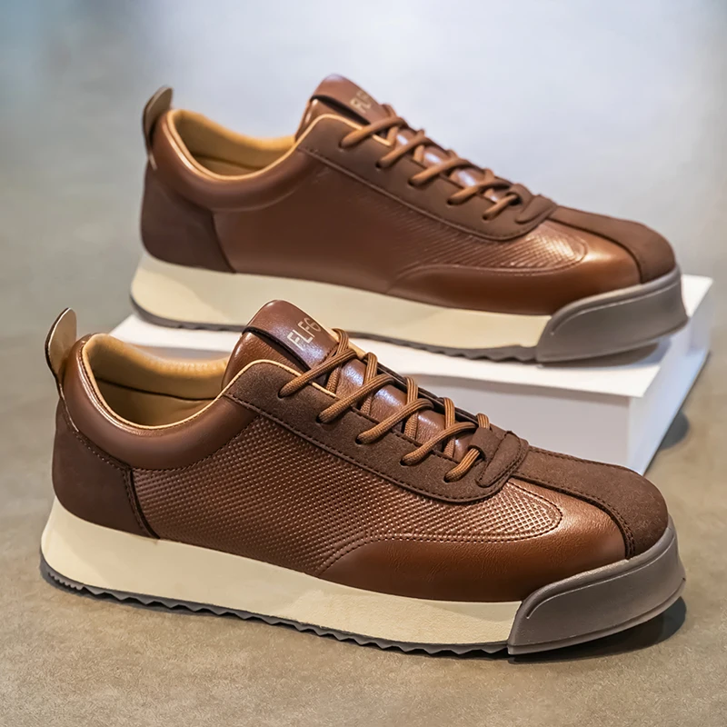 Black Italian style men's fashion sneakers. Versatile, comfortable smart casual shoes for daily wear.