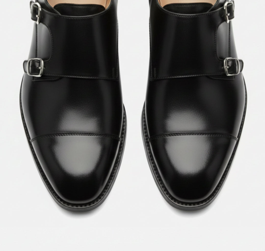 Black men's Italian style slip-on loafers. Versatile formal dress shoes for any occasion.