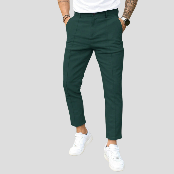 Stylish men's leisure trousers, offering casual elegance for modern everyday & weekend fashion. Comfortable fit.