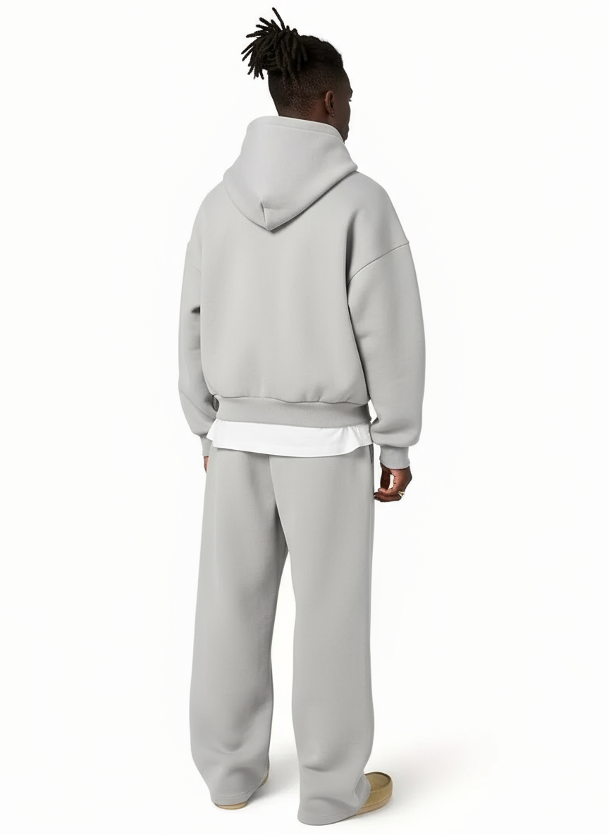 Comfortable men's oversized two-piece tracksuit, ideal loungewear or casual jogger set.