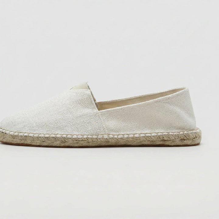 Relaxed men's summer espadrille loafers. Breathable slip-on casual footwear, perfect for beach trips & comfort.