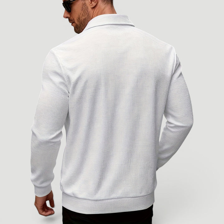 Highly breathable men's black lightweight jacket. Everyday versatile zip-up outerwear for spring & autumn.