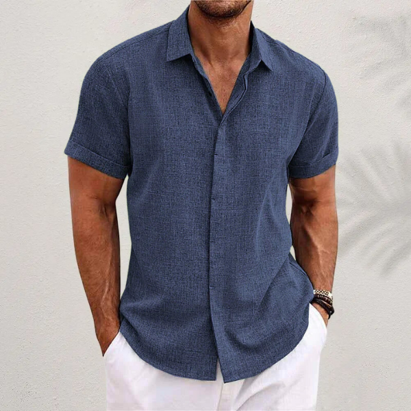 Men's lightweight breathable Oxford shirt, perfect for summer casual wear.