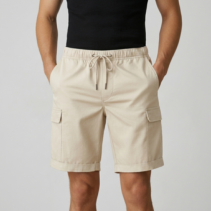 Durable and comfortable men's cargo shorts, a versatile choice for any warm-weather activity.