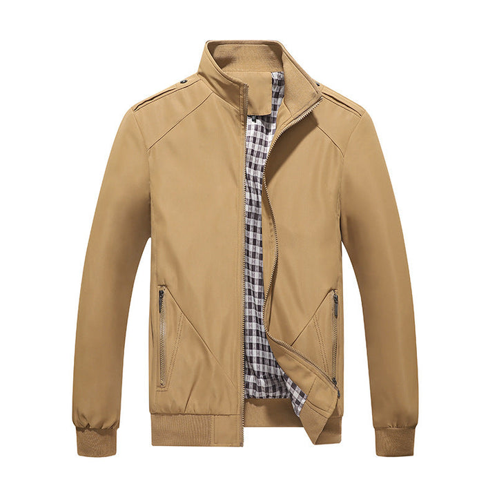 Versatile men's lightweight casual jacket, ideal for spring & summer style. Modern outerwear for everyday comfort.