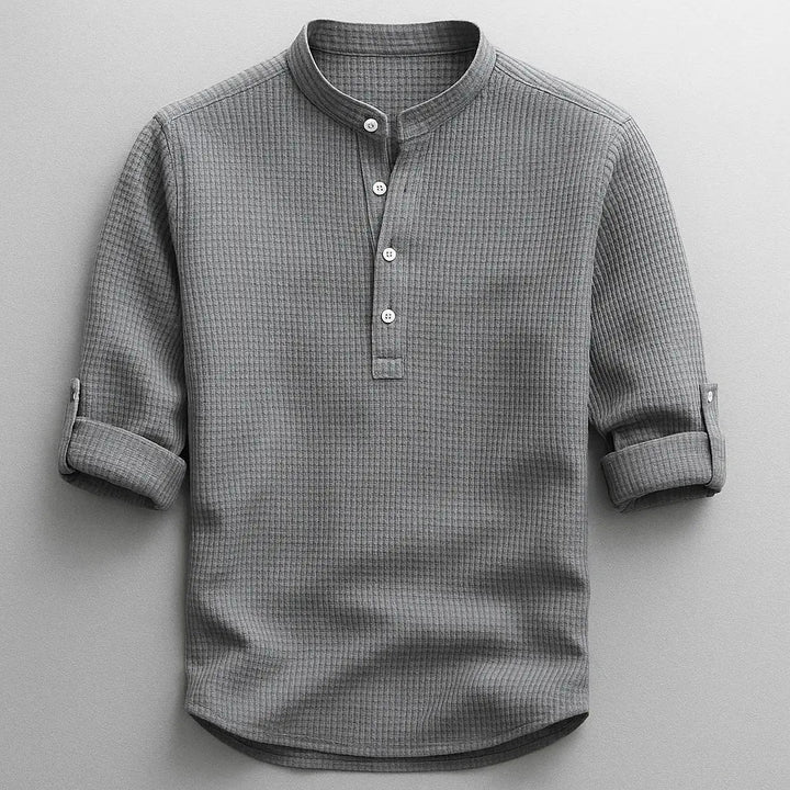 Comfortable men's lightweight casual shirt for everyday wear, modern fit, great for travel.