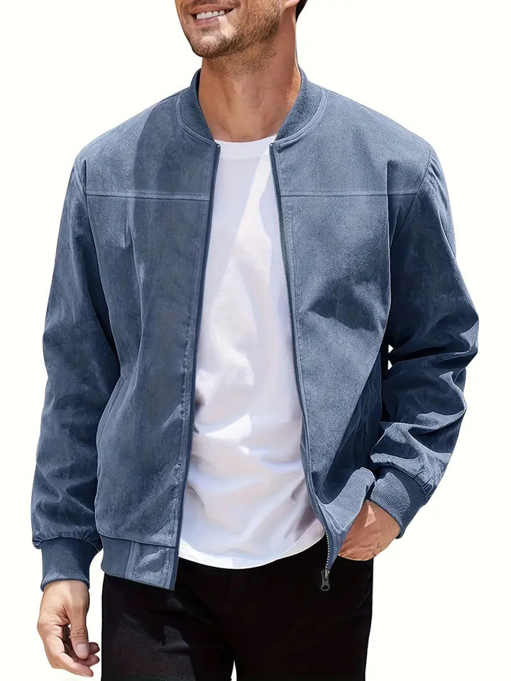 Comfortable men's lightweight casual zip-up jacket with retro style, great for everyday spring wear.