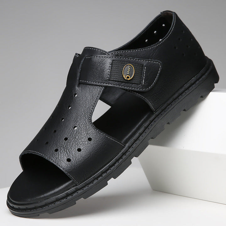 Versatile men's slip-on casual sandals, perfect for everyday summer wear and warm weather walking.
