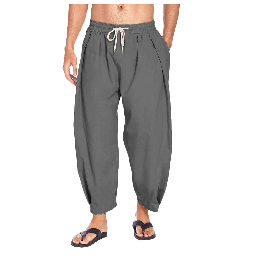 Versatile men's summer trousers, lightweight & breathable for ultimate comfort & casual style.