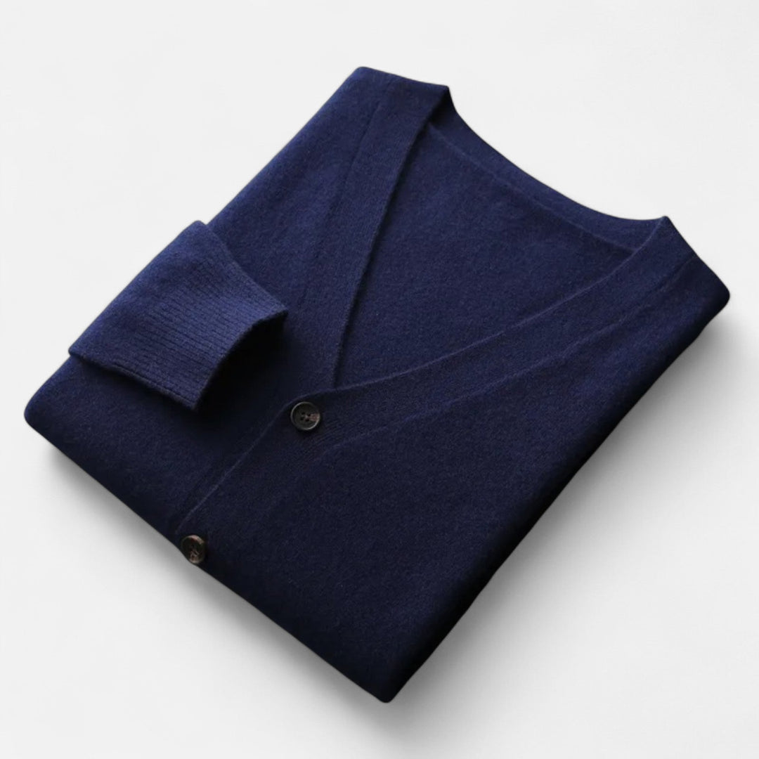 Effortless style men's loose V-neck cardigan for comfortable layering and smart casual looks.