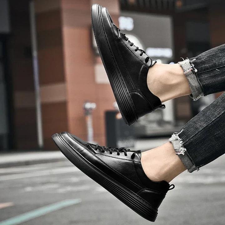 Comfortable walking shoes, men's low top sneakers, modern everyday style.