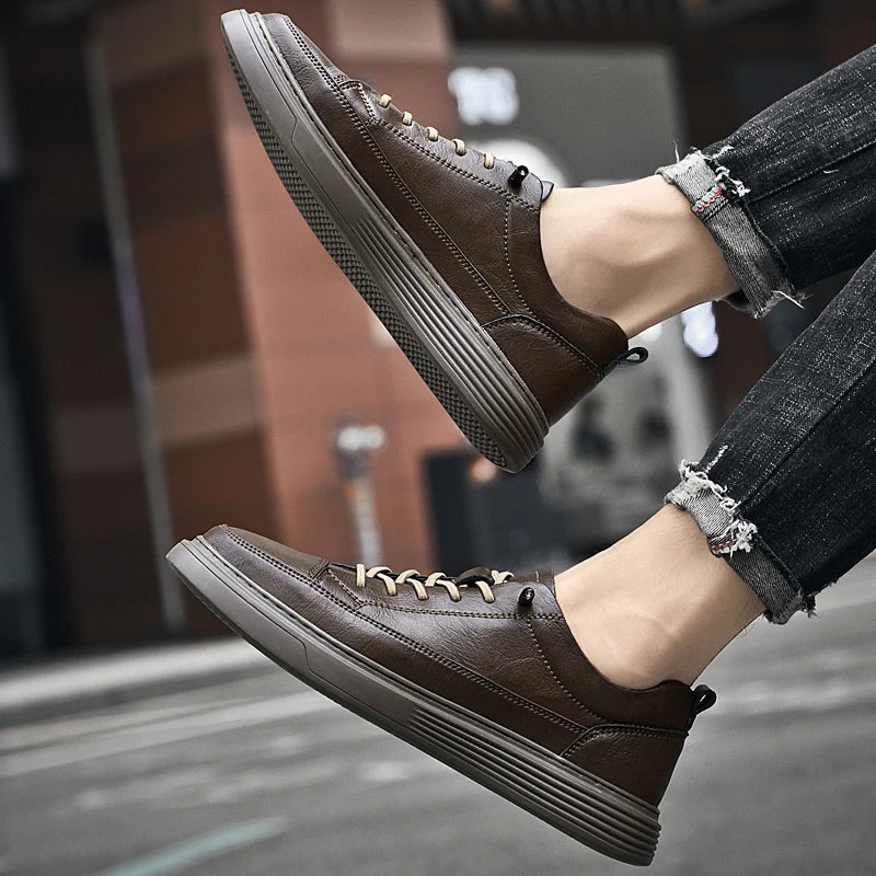 Modern men's low top walking shoes, versatile casual footwear for daily wear.