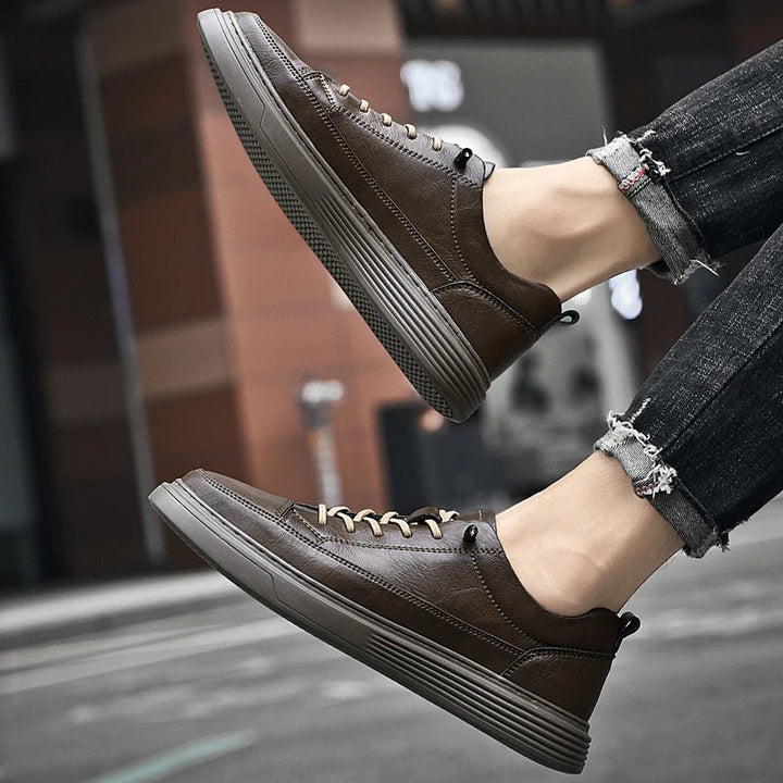 Modern men's low top walking shoes, versatile casual footwear for daily wear.