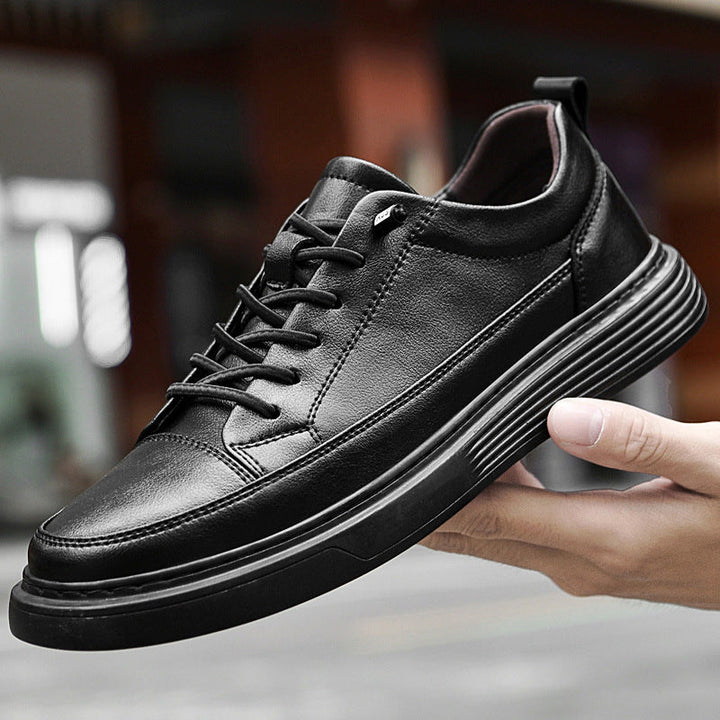 Everyday men's low top sneakers, modern and versatile for all casual occasions.