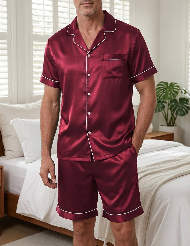 Men's short-sleeve lounge pajama set with notch collar & shorts. Perfect for comfort & relaxation at home.
