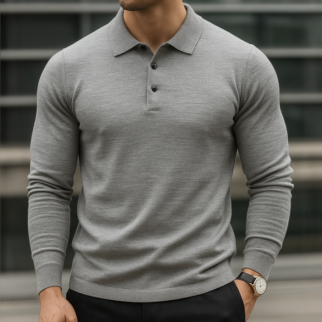 Stylish men's knit polo shirt, perfect for a modern, elegant, and comfortable outfit.