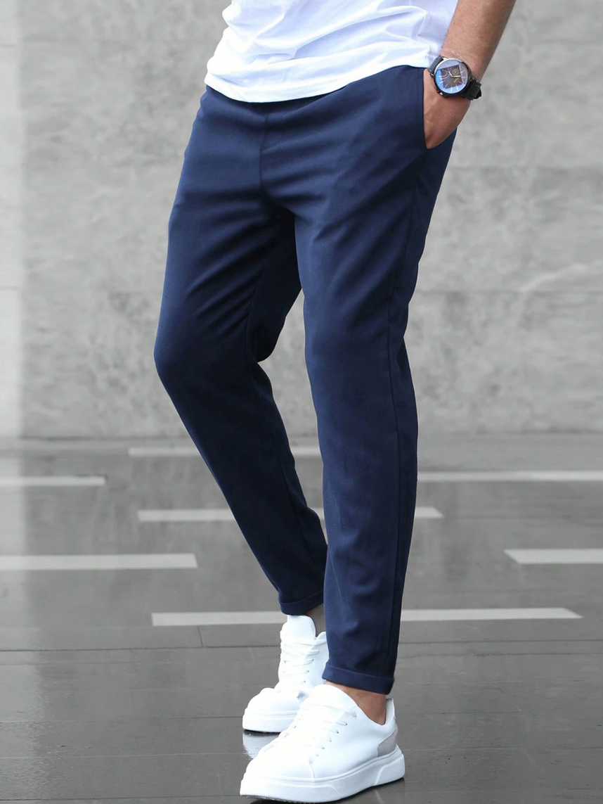 Smart men's stretch pants, tailored for comfort and style, perfect for any modern wardrobe.