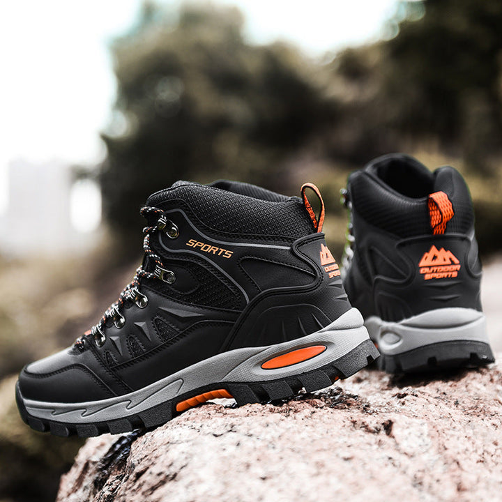 Premium men's waterproof safety work boots, mid-height, offering comfort & durability for pros.