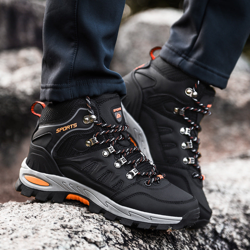Durable men's safety work boots, mid-height & waterproof. Perfect for industrial & outdoor jobs.