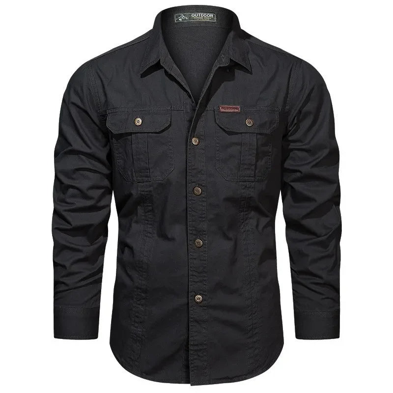 Rugged men's military style button-down shirt in durable cotton, featuring practical chest pockets.