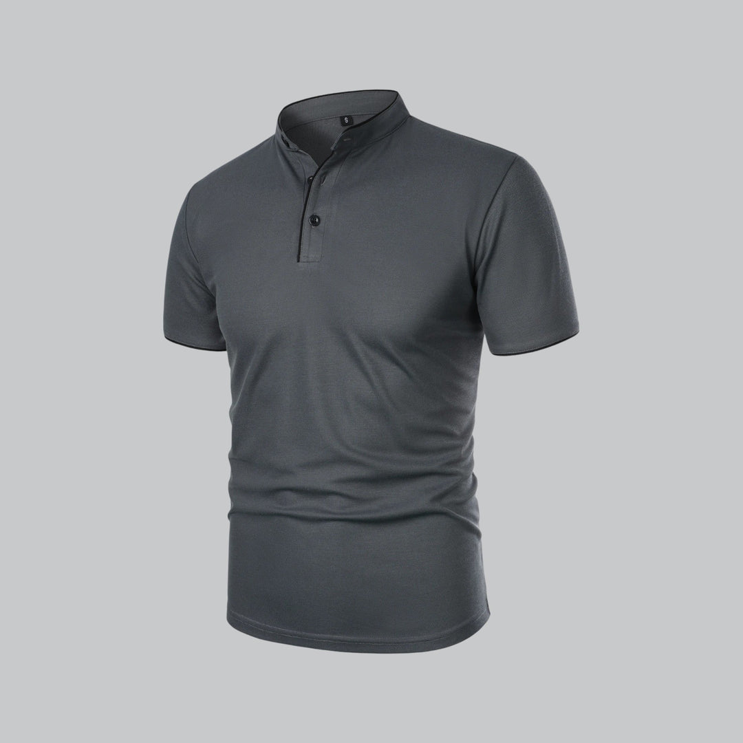 Stylish men's summer polo, short sleeve, collarless, regular fit, a must-have for everyday wear.