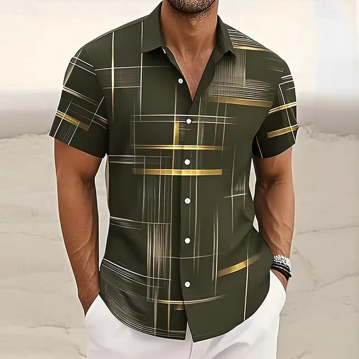 Comfortable men's short-sleeve patterned button-up shirt, ideal for everyday casual wear.