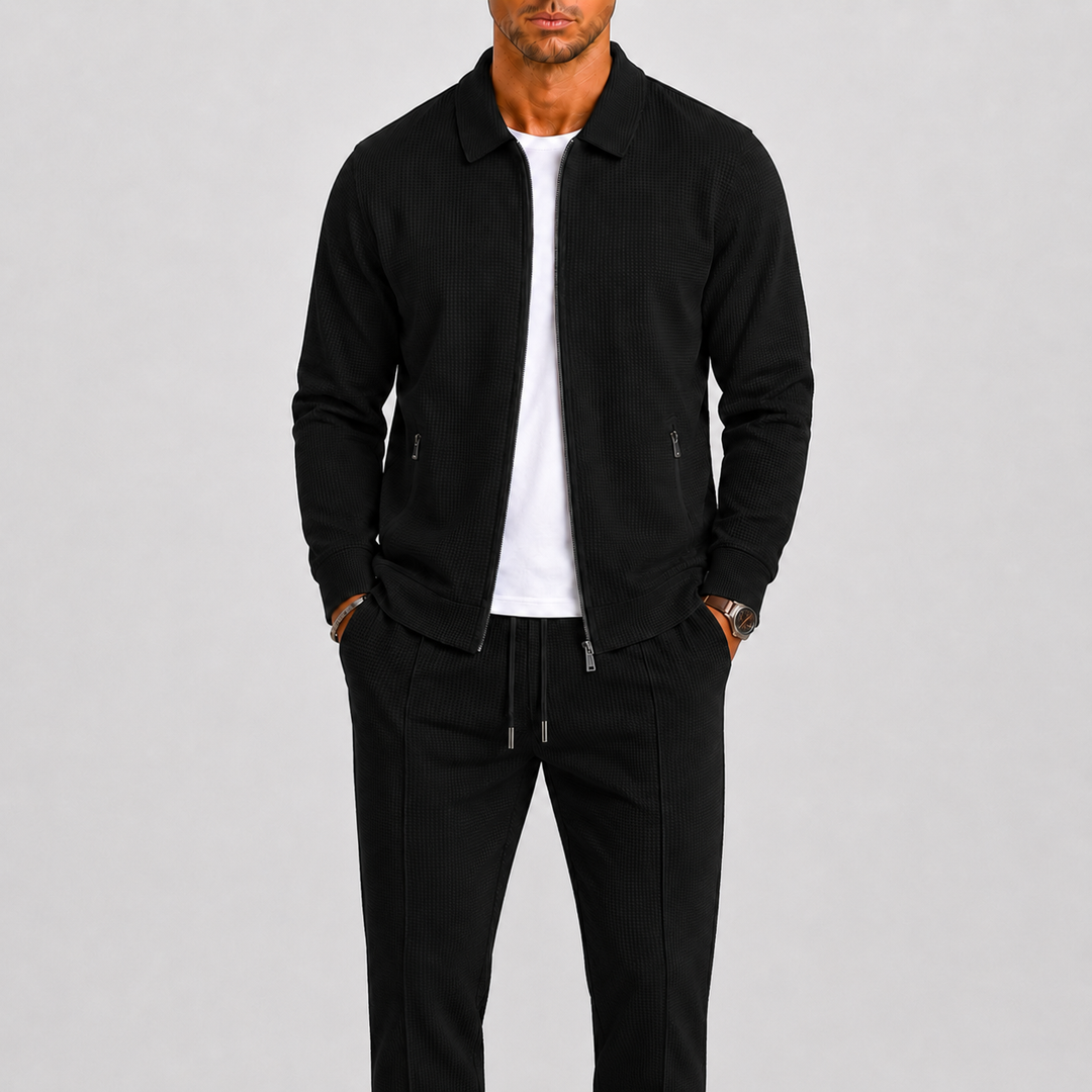Stylish men's minimalist tracksuit set, ideal for a modern casual look, offering ultimate comfort.