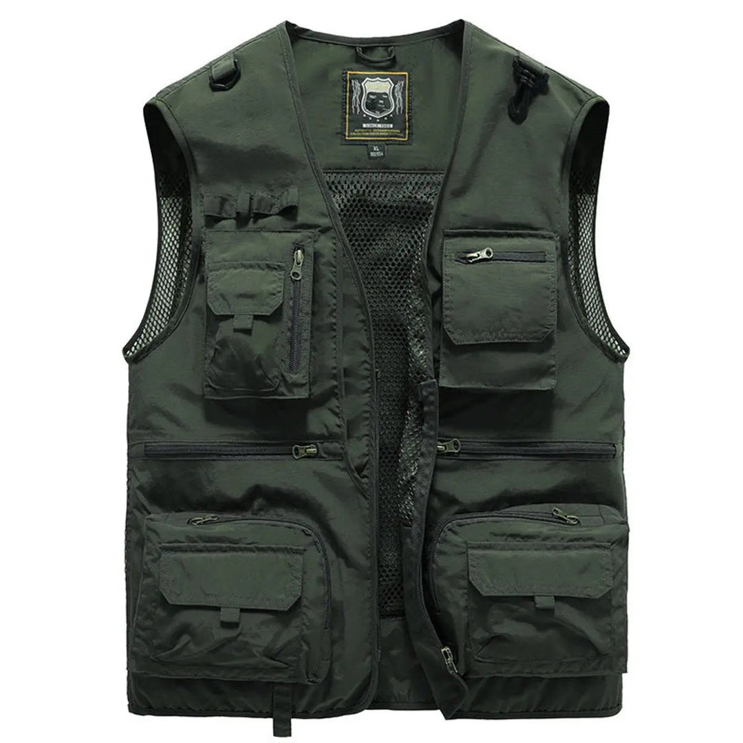 Men's photography vest, multi-pocket utility gilet for gear, lightweight & practical.