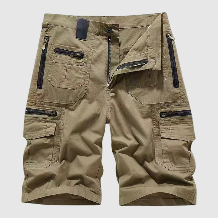 Men's multi-pocket tactical cargo shorts for outdoor adventure & utility, featuring durable fabric & practical design.