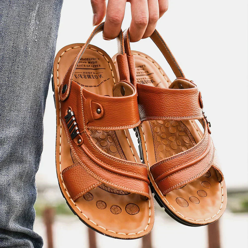 Supportive men's orthopedic sandals, perfect for casual summer walks. Breathable & non-slip design.