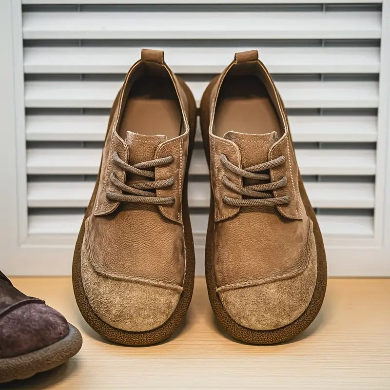 Men's orthopedic comfort shoes with superior arch support, ideal for all-day wear.