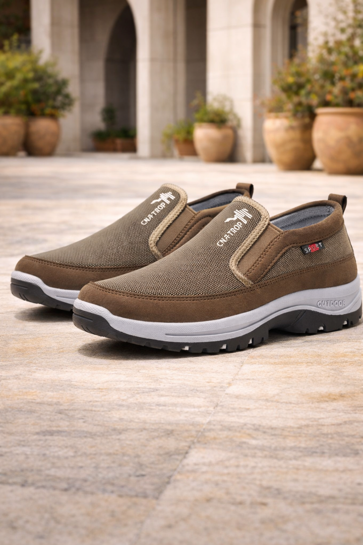 Casual men's slip-on comfort shoes, offering orthopedic arch support & soft cushioning for everyday outdoor wear.