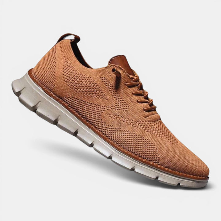 Secure fit men's walking shoes, with advanced arch support and anti-slip properties for peace of mind.