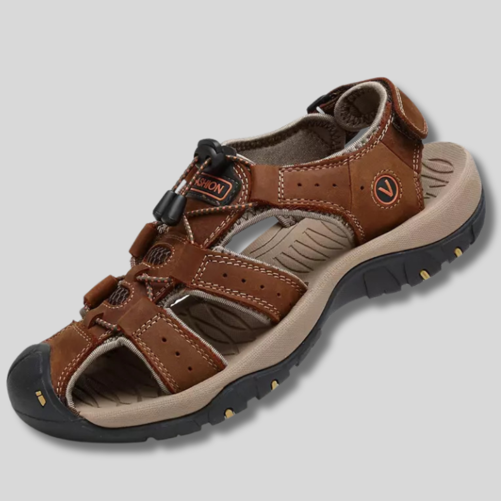Men's outdoor sandals for trail hiking & water activities with rugged grip.