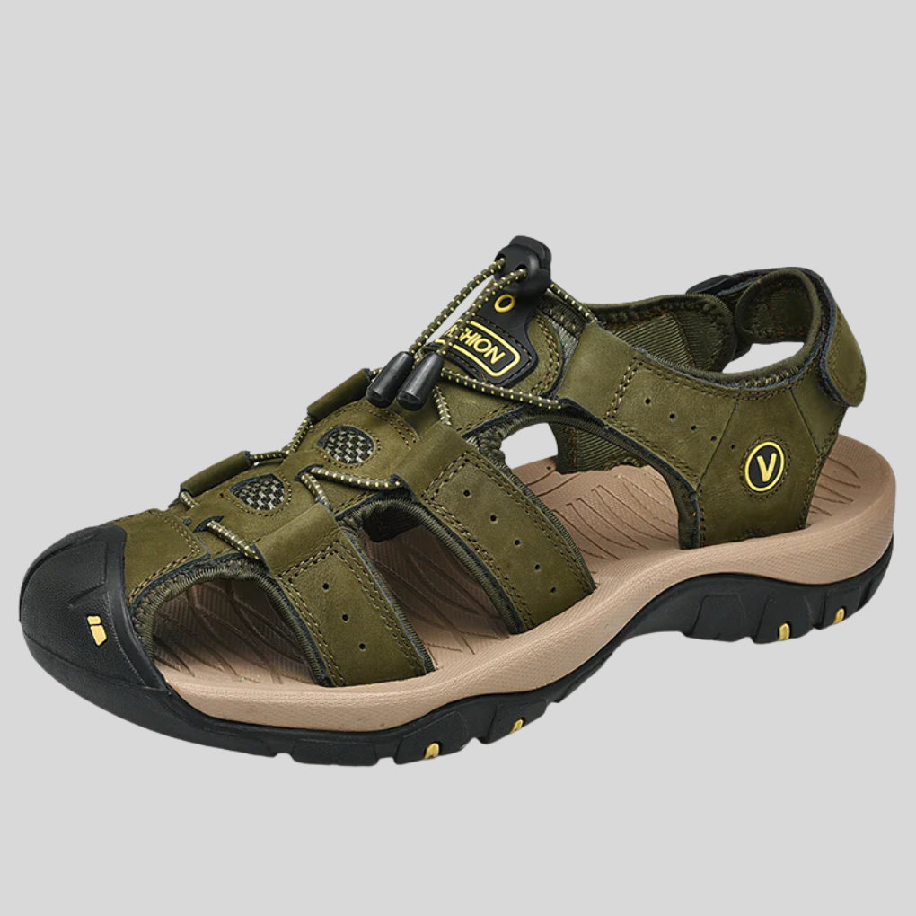 Trail & water ready men's outdoor sandals with rugged grip and adjustable comfort for summer.