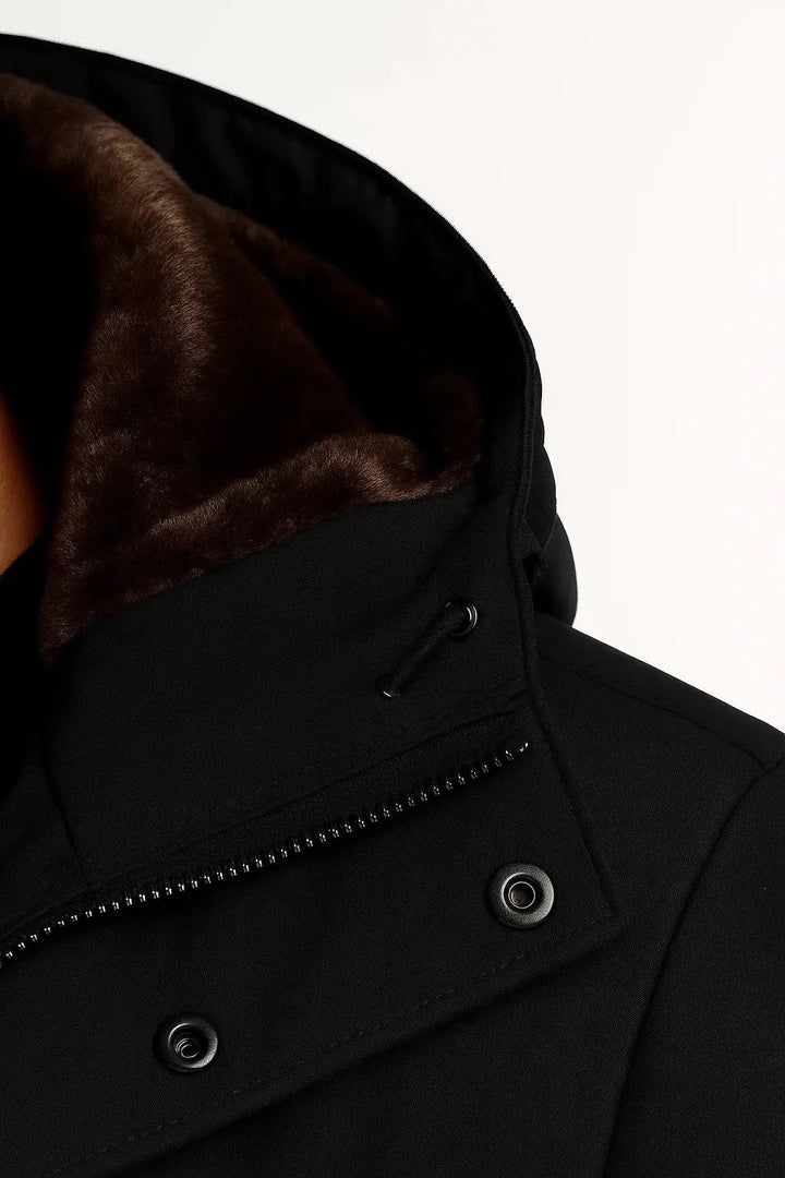 Warm men's padded winter coat with an oversized fit, offering ultimate comfort & protection from extreme cold.