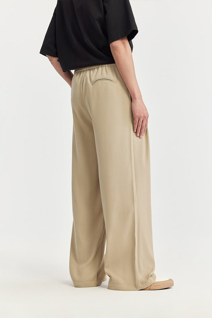 Men's smart casual drawstring trousers with elegant pleats & trendy wide leg silhouette.