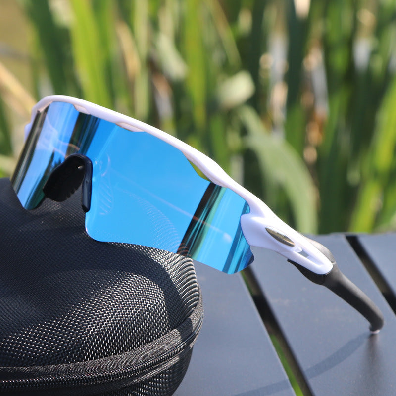 Premium men's polarized sunglasses, lightweight & durable, ensuring optimal UV protection for all outdoor adventures.