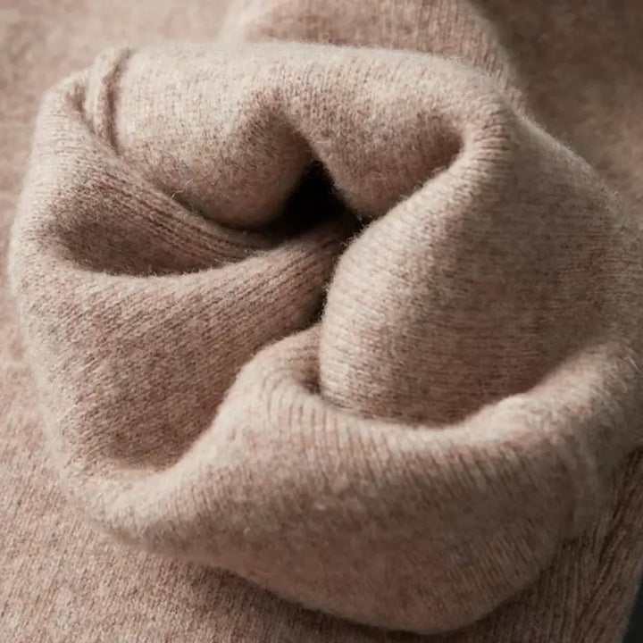 Stylish men's loungewear: premium two-piece set, ultimate soft comfort. Relaxed fit for casual wear & home relaxation.