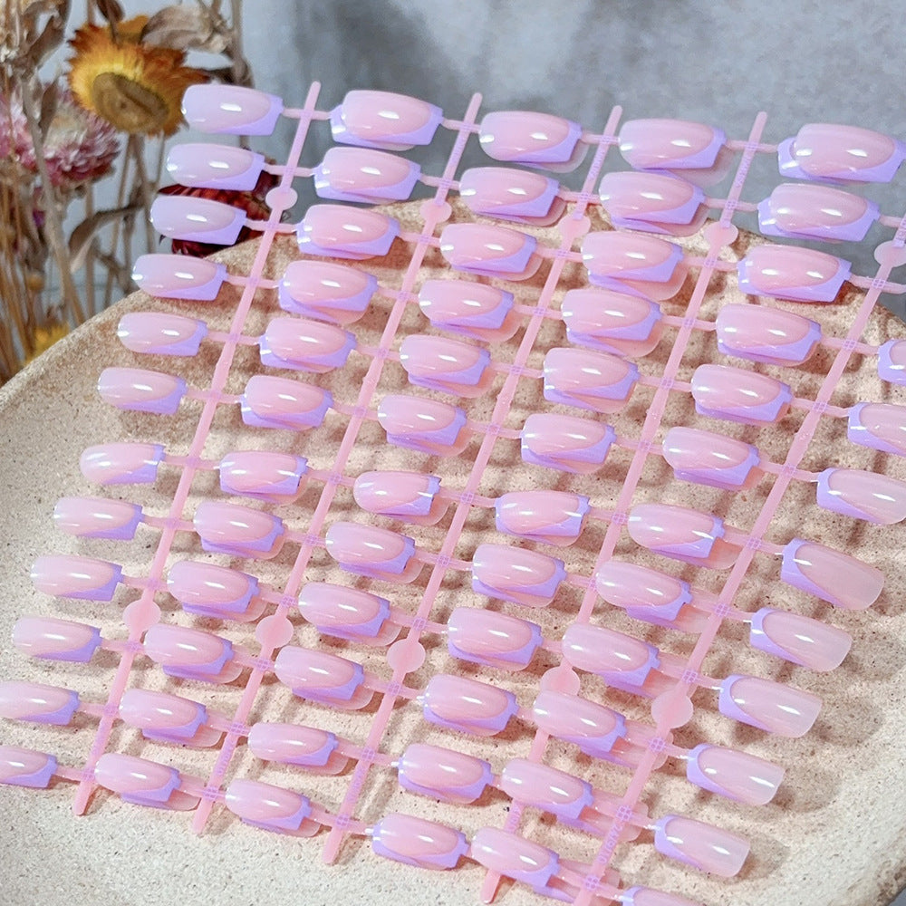 Self-adhesive men's fake nails. Achieve a professional instant manicure in minutes.